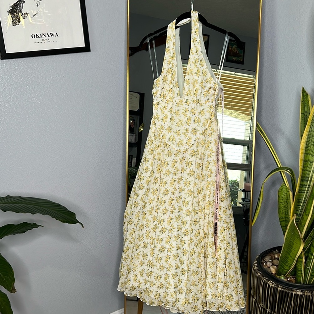 House of CB 'Solada' Ivory Vintage Floral Print Georgette Halter Sundress - Picture 6 of 8